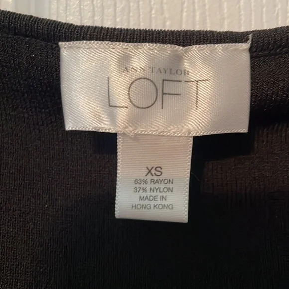 Ann Taylor LOFT black top - Picture 6 of 6